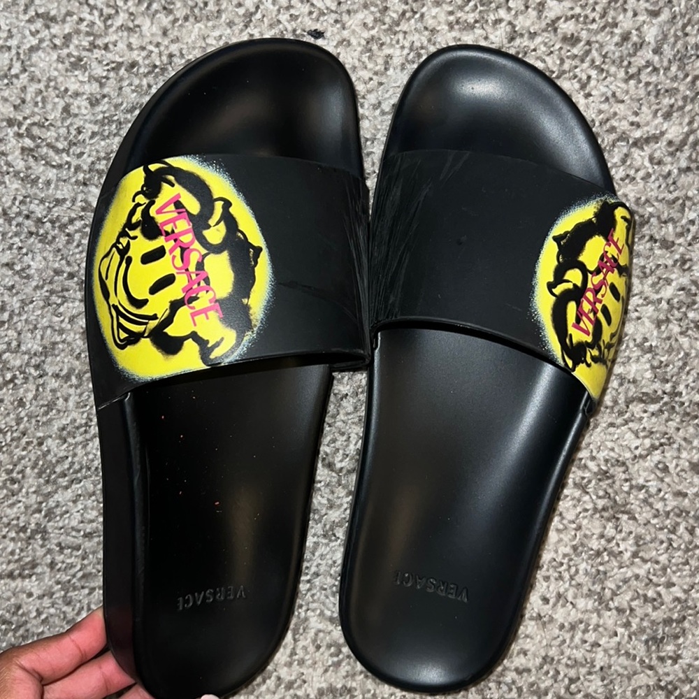 Versace pool slides
